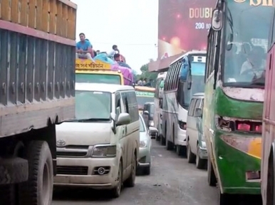 Long traffic jam reported from Bangabandhu Setu